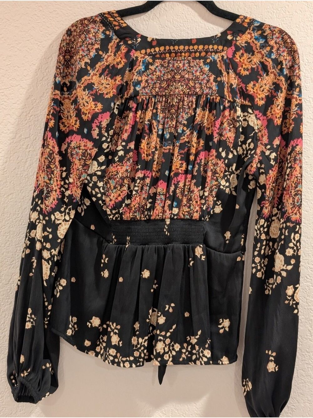 Free People "Night" V Neck ,Long Balloon Sleeves Blouse,Top Size Small - Picture 4 of 7